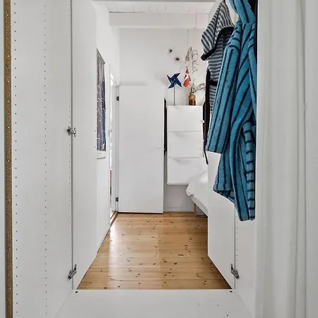 Beautiful Home In Hojby With Wifi *