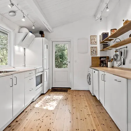 Beautiful Home In Hojby With Wifi
