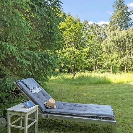 Beautiful Home In Hojby With Wifi Feriehus