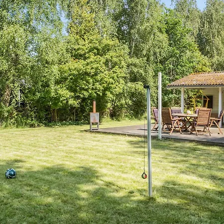 Beautiful Home In Hojby With Wifi